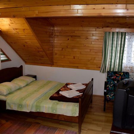 Pensiunea Aurica Tîrgu Lăpuş Bagian luar foto